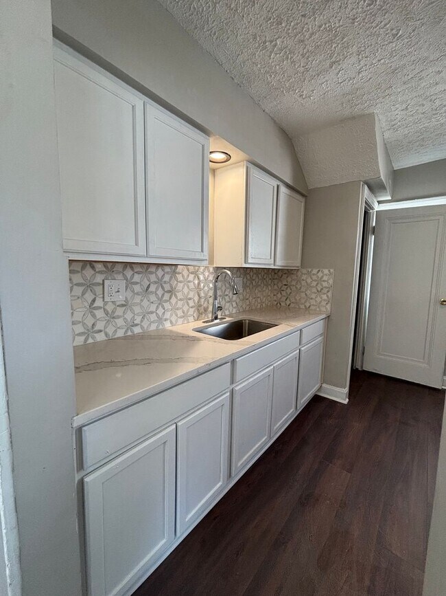 Photo - 3788 Monticello Blvd