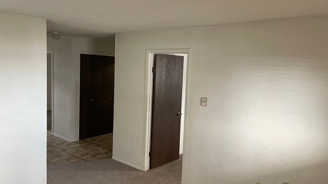 Photo - 2 Bedroom 1 Bath Park Place Apartment