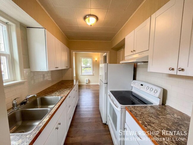 Photo - 48177 Lauren Dr Unit 3