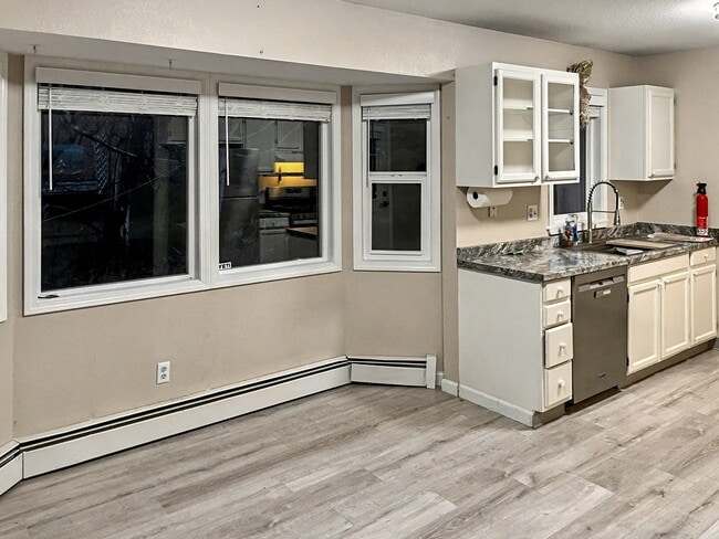 Photo - 23030 Sherman St