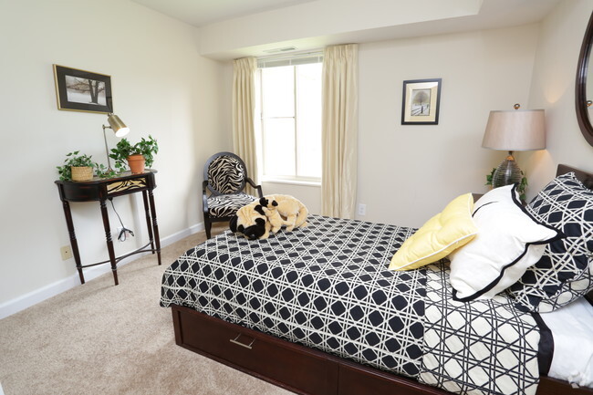 Oakton Park Apartments