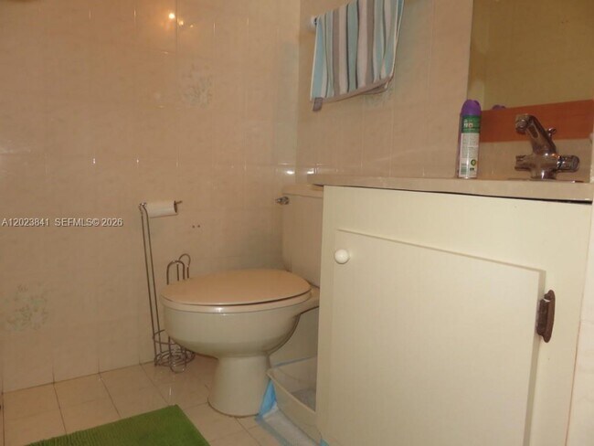 Photo - 2457 Collins Ave Unidad 1602