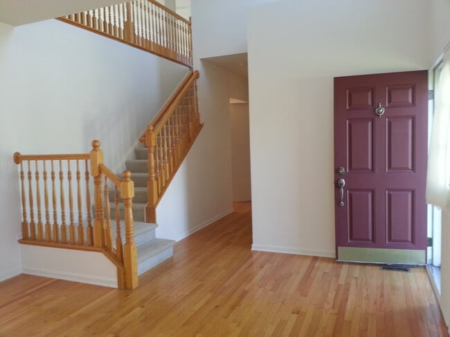 Photo - 735 Knoch Knolls Rd