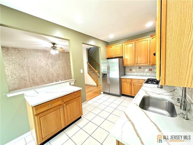 Photo - 1905 Dahlia Cir