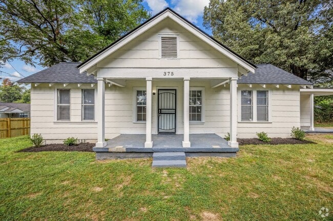 Building Photo - Full Renovation! Rental