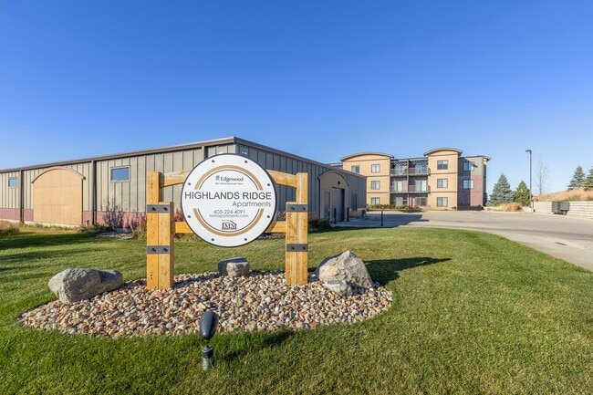 Highlands Ridge Apartments