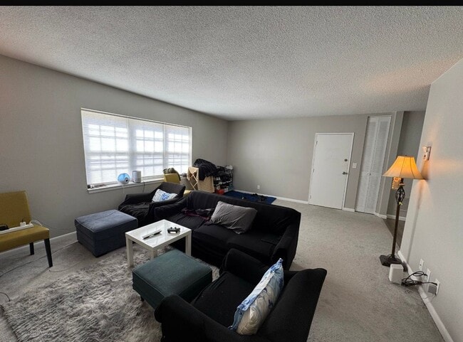 Photo - 149 Lake Shore Rd Unidad 2