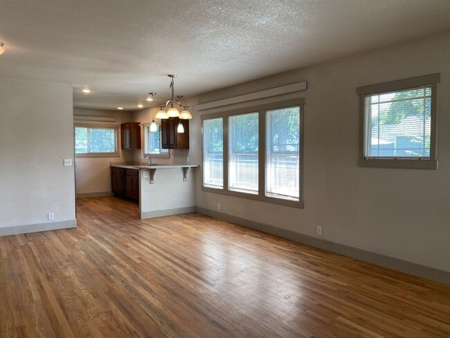 Photo - STUDENTS WELCOME! Charming 3 Bed 2 Bath Single Family Home in Old Town