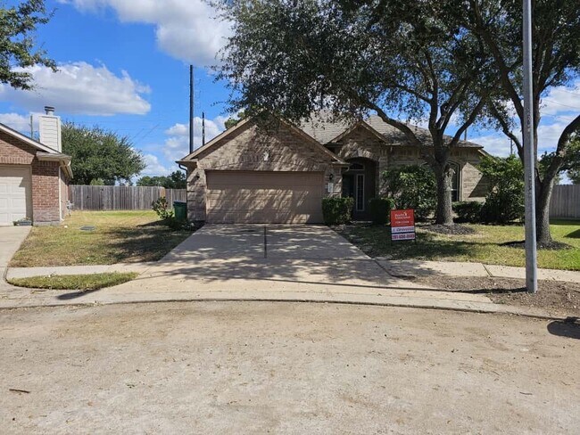 Photo - 17202 Timber Cliff Ct