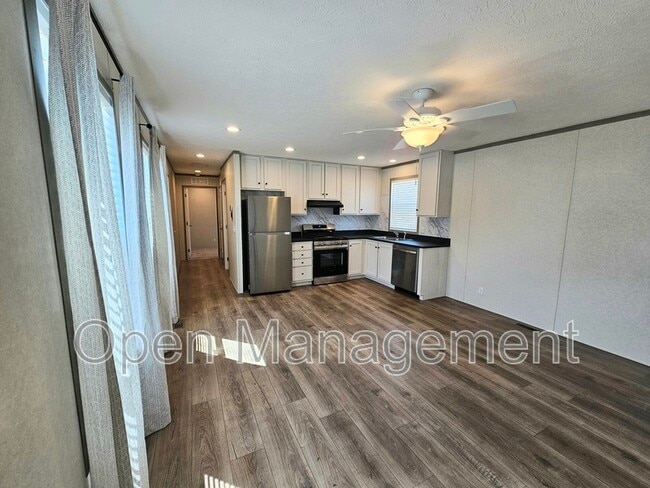 Photo - 700 S 12th St