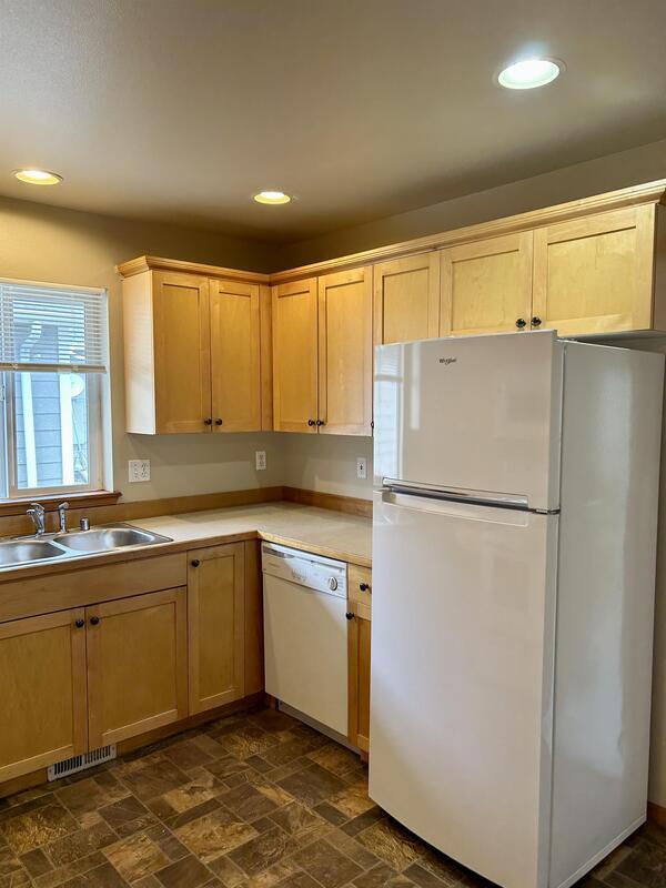 310 Nooksack Ave Condo Condo for Rent in Lynden, WA
