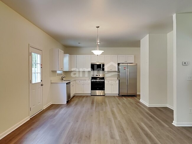 Photo - 231 Bandelier Cir