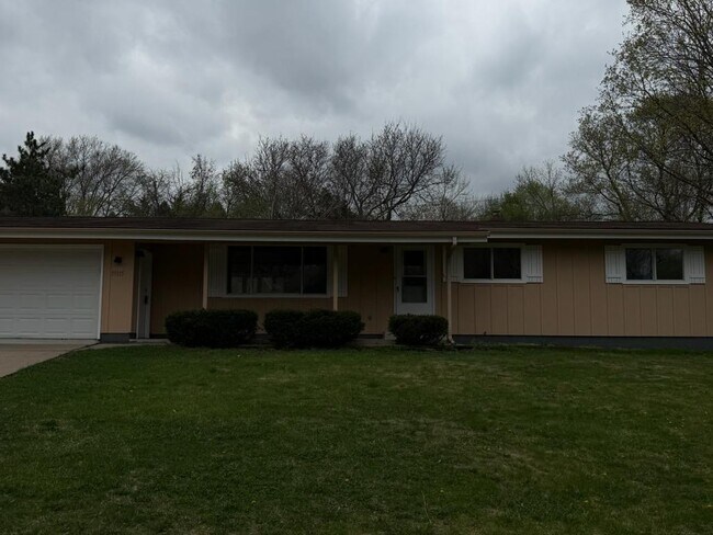 19115 Homestead Cir