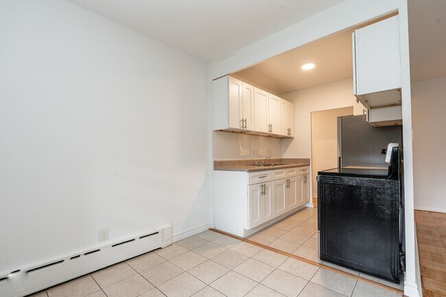 Photo - 27 Paxtonia Blvd Unit 203