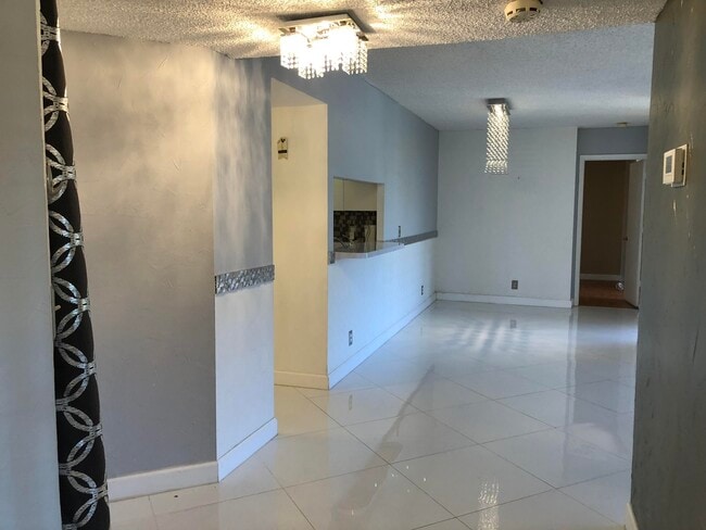 10730 NW 14th St Unit 179