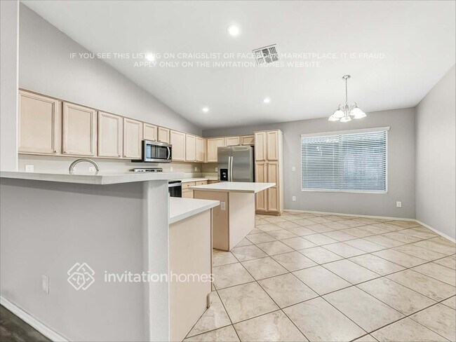 Photo - 12506 W Lincoln St