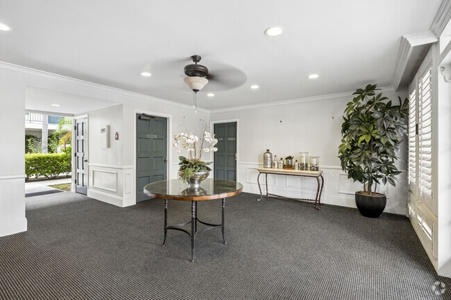 Second Street Apartments