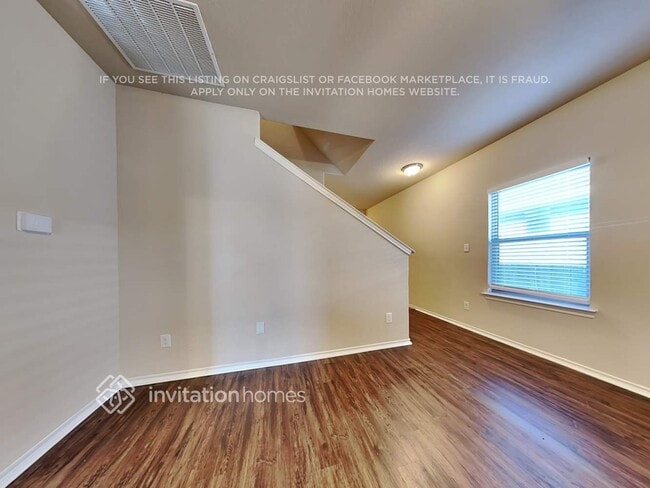 Photo - 1804 Wickham Dr