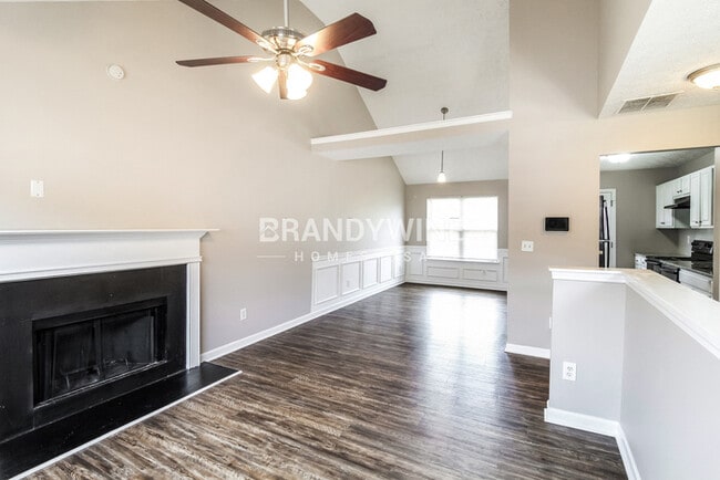 Photo - 2532 Brookgate Crossing