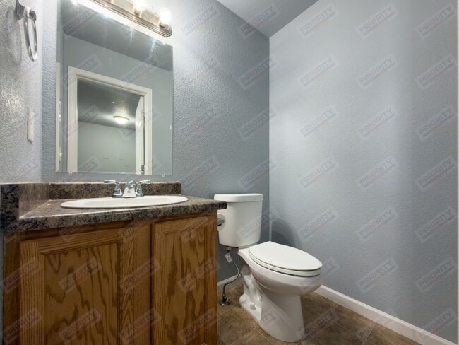 Photo - 3 bed, 2.5 bath townhouse with a 2 car garage