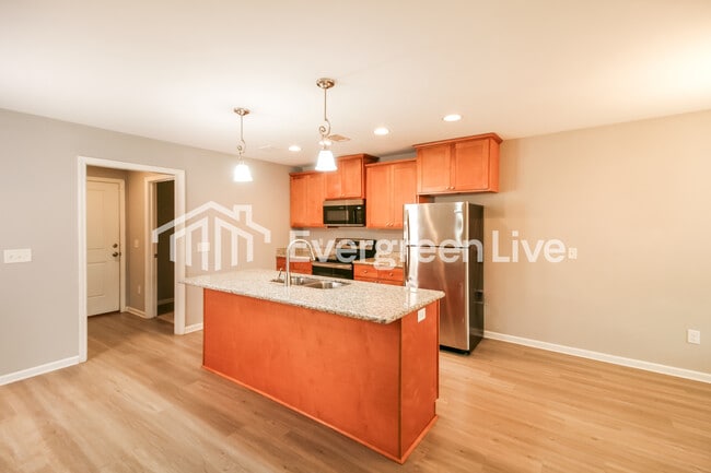 Photo - 171 Bradford Cir