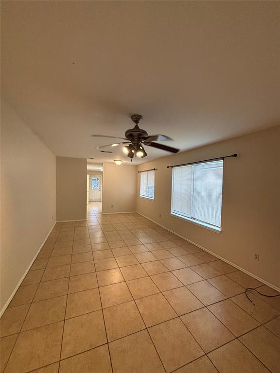 Photo - 515 Luther Dr