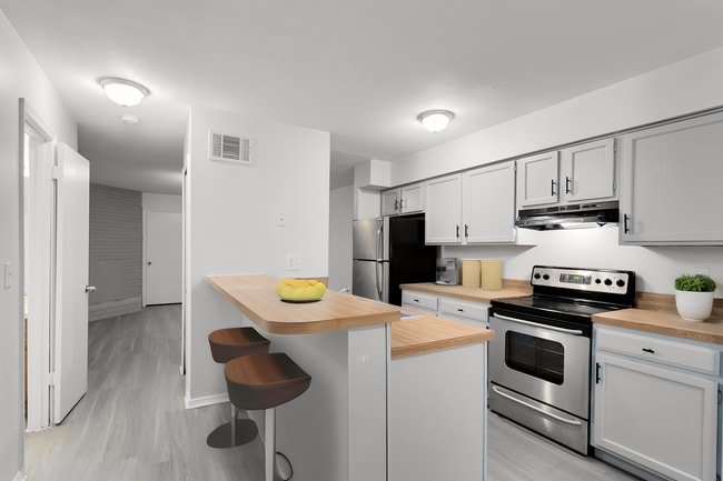 Photo - 162 Bowie Ln