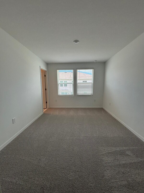 Photo - 2988 Skyline Lp