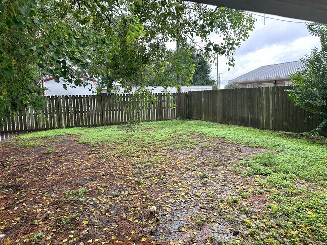 Photo - 3476 Lake Palourde Rd