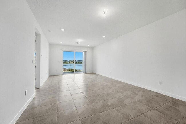 Photo - 6418 Seabright Ter