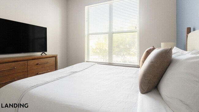 1711 Caroline St Unit 205