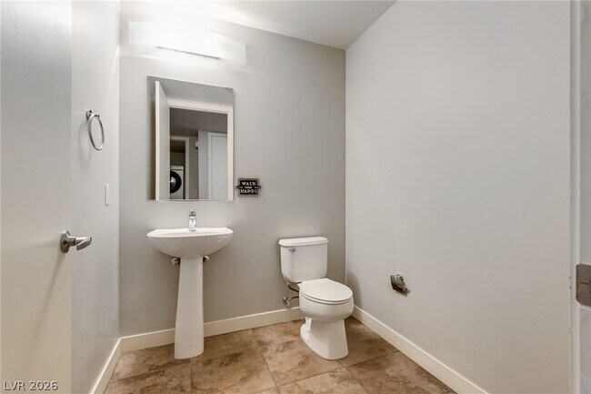 Photo - 353 E Bonneville Ave Unit 123