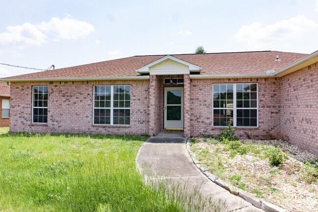 Building Photo - 465 Jillian Dr Rental