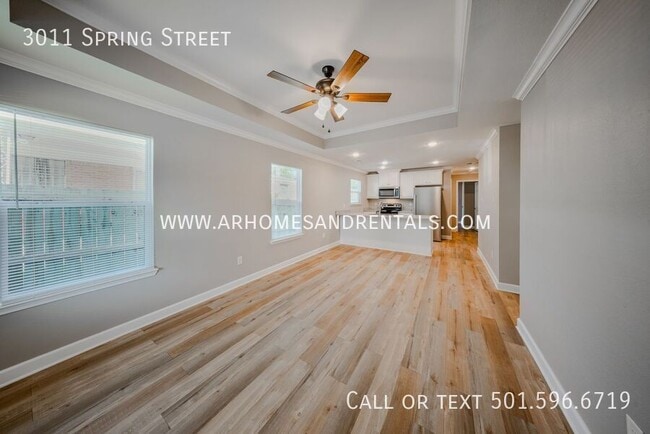 Photo - 3011 S Spring St