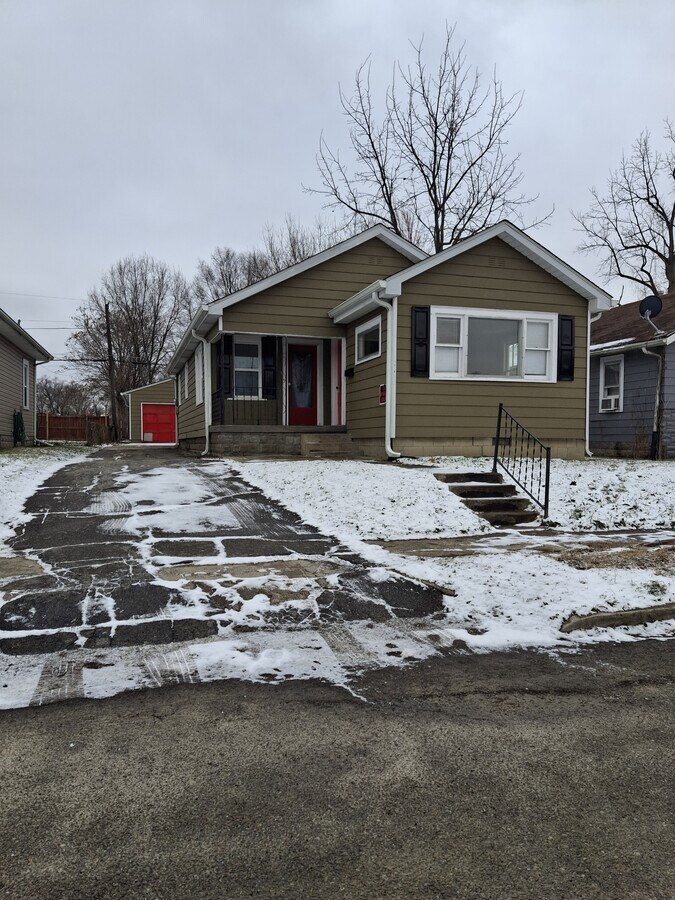 Photo - 1519 W 2nd St