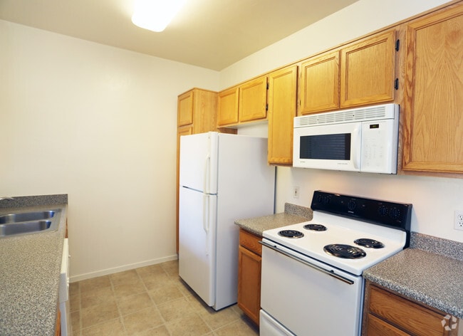 2BR, 2BA-Kitchen