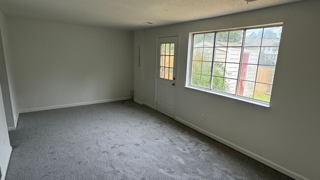 Photo - Good Value 3 BR / 1.5 Bath Glen Allen Town...