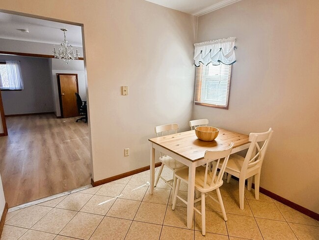 Photo - 47 Harding Ct