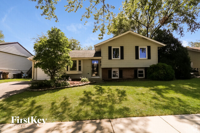 Building Photo - 235 E Wrightwood Ave Rental