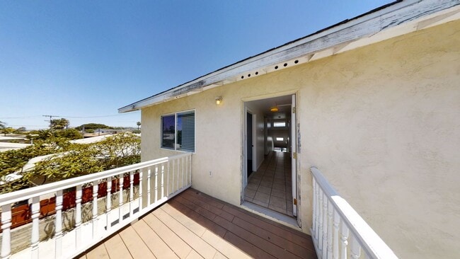 Photo - Huge 6BD/3BA on 63rd!