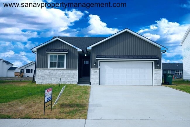 Building Photo - Gorgeous Brand New Single Family Home in B...