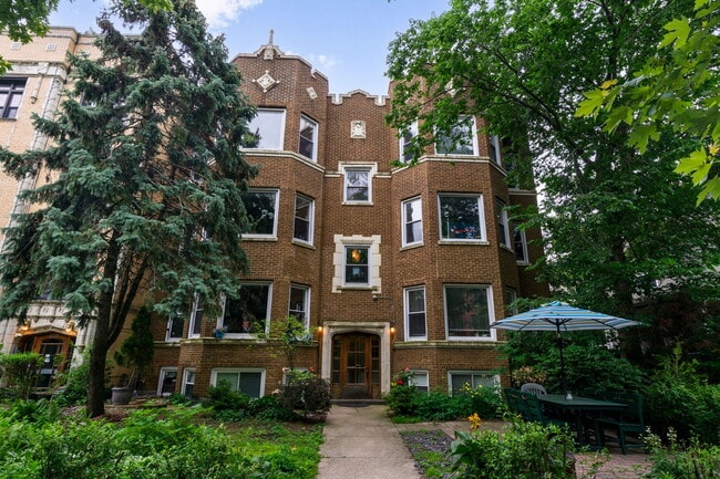 Building Photo - 1135 W Farwell Ave Unit G