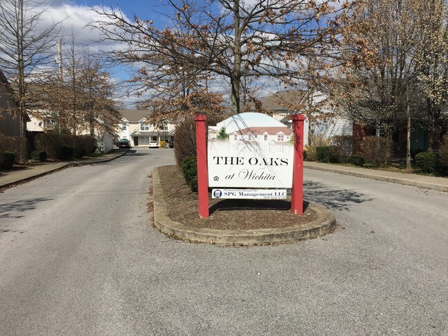 Photo - Oaks of Wichita Apartments