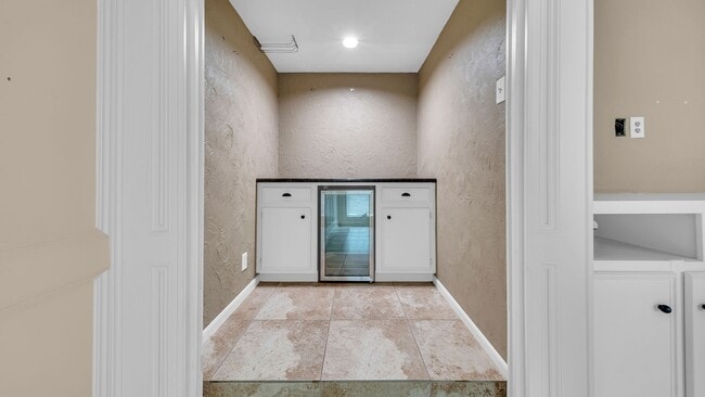 Photo - 219 April Waters Dr W