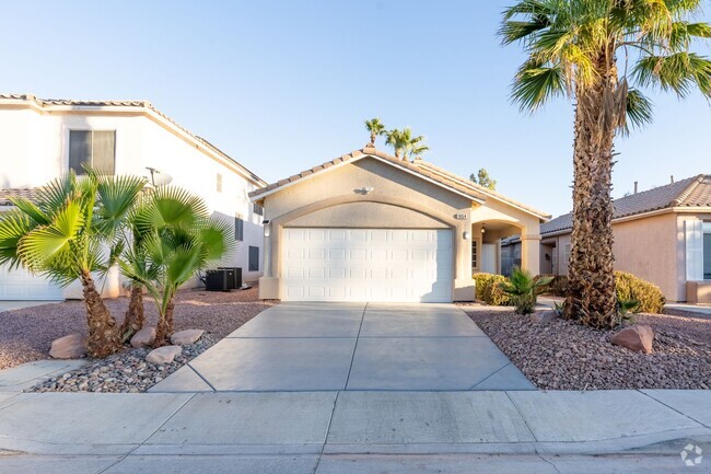 Building Photo - Beautiful one-story home