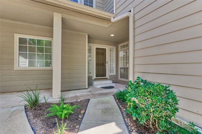 Photo - 66 Valley Oaks Cir