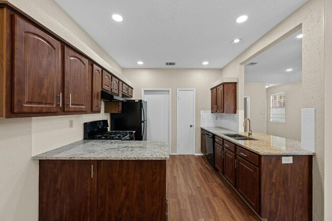 Photo - 6501 Brush Country Rd Unit 154