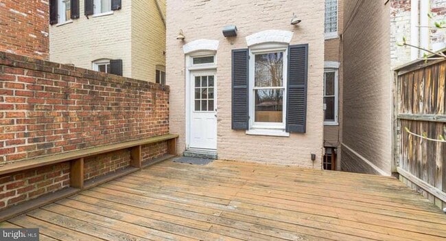 Photo - 1319 35th St NW