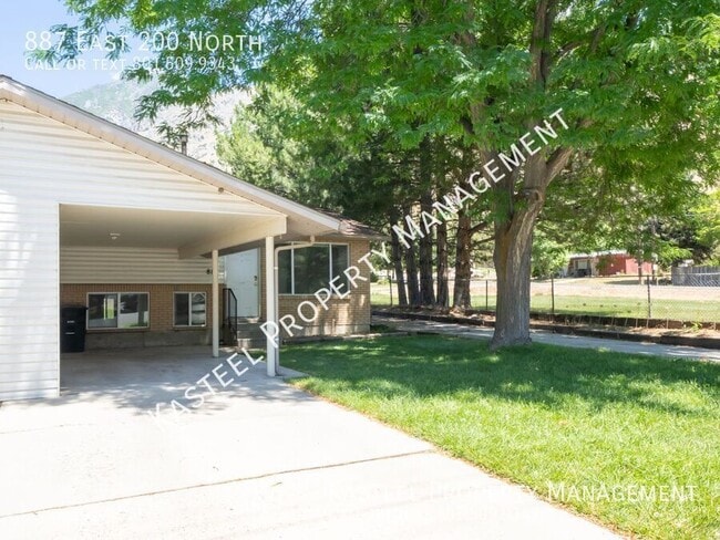 Photo - 887 E 200 N Apartment