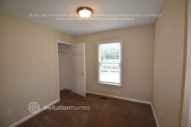 Photo - 147 Benell Ct